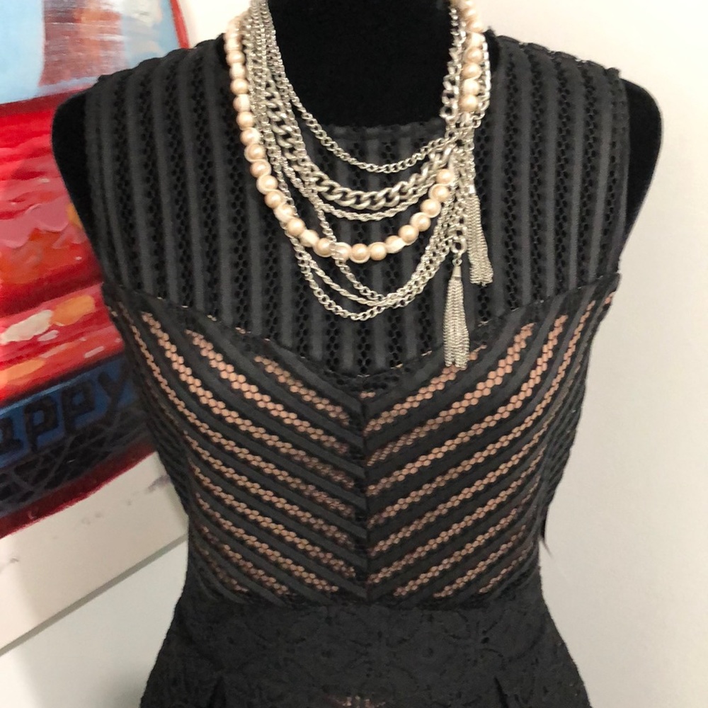 Black lace M New York&Company dress w/pockets! NWT